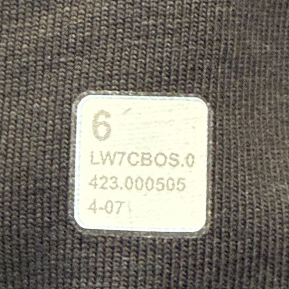 LULULEMON | ✨NEW✨ Scuba High-Rise Short 5" in Black - Picture 6 of 7